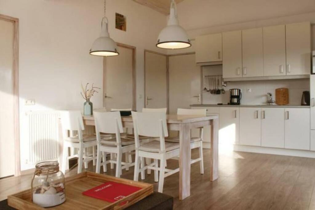 Met Sauna In Zeeland Chalet